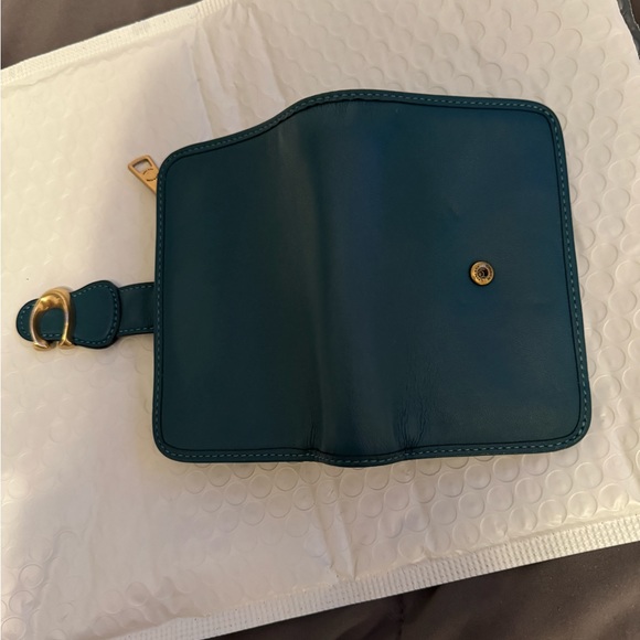 Coach woman's wallet - Picture 3 of 8